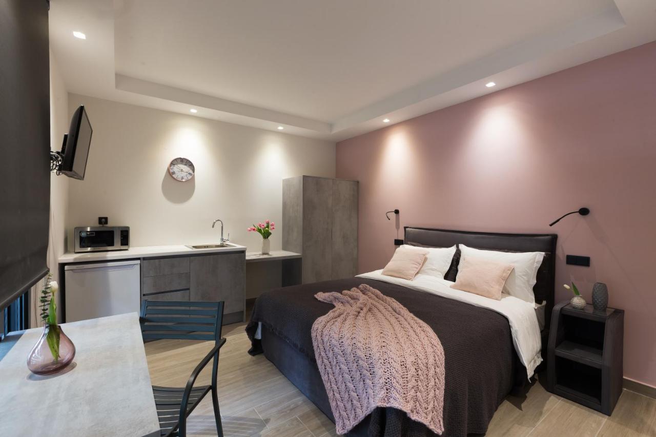 12 Reasons Why Metaxourgeio Aparthotel Athene Buitenkant foto